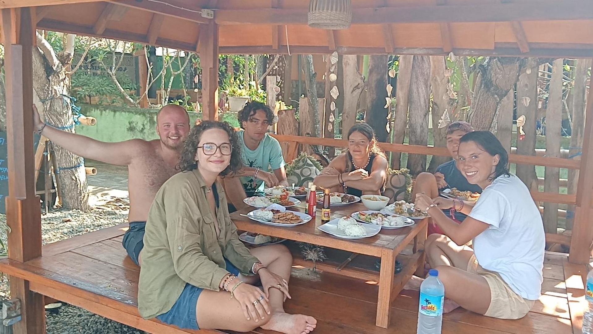 Pelangi Homestay Bungalow Gili Gede Sekotong Eksteriør bilde