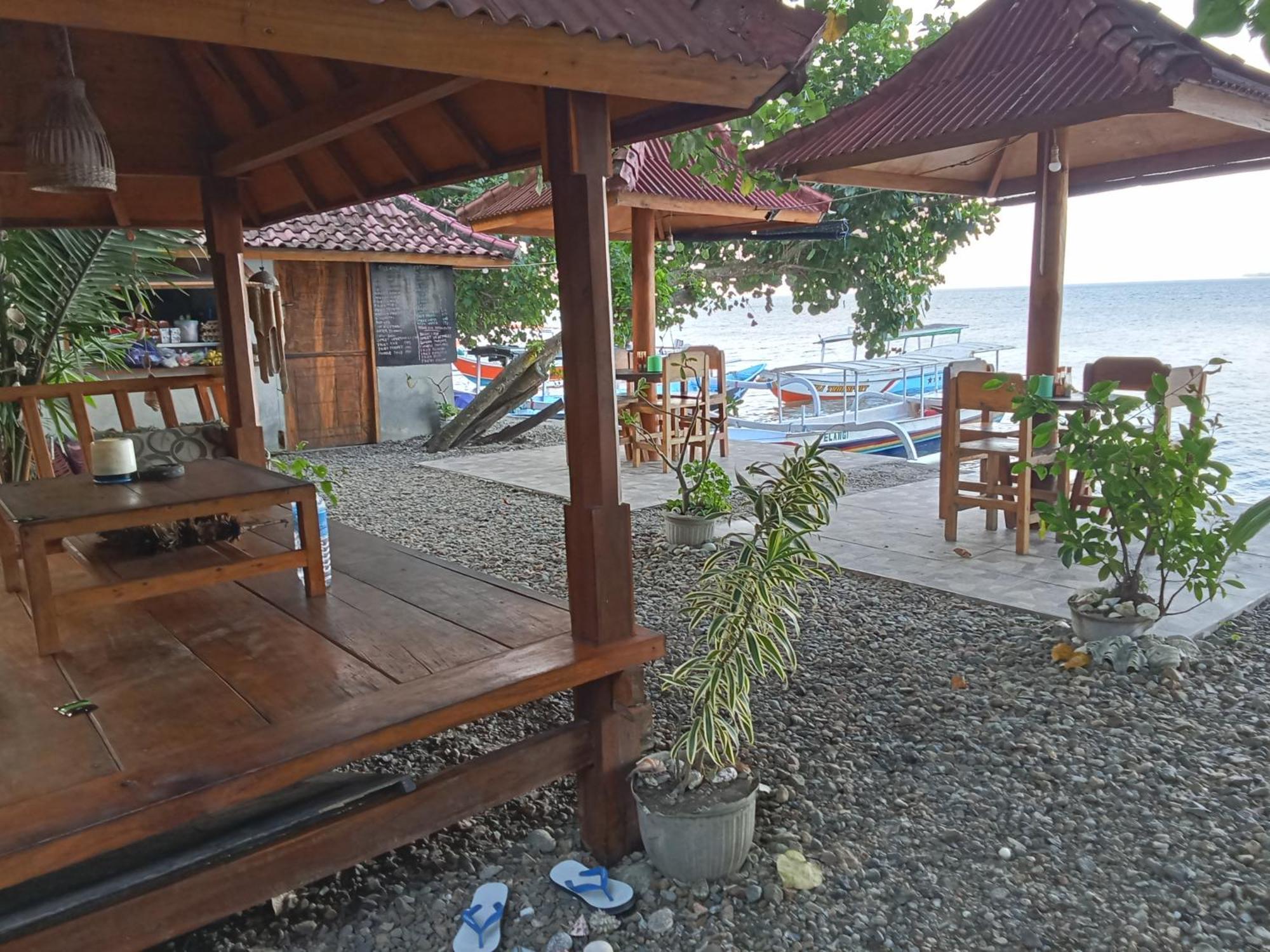 Pelangi Homestay Bungalow Gili Gede Sekotong Eksteriør bilde